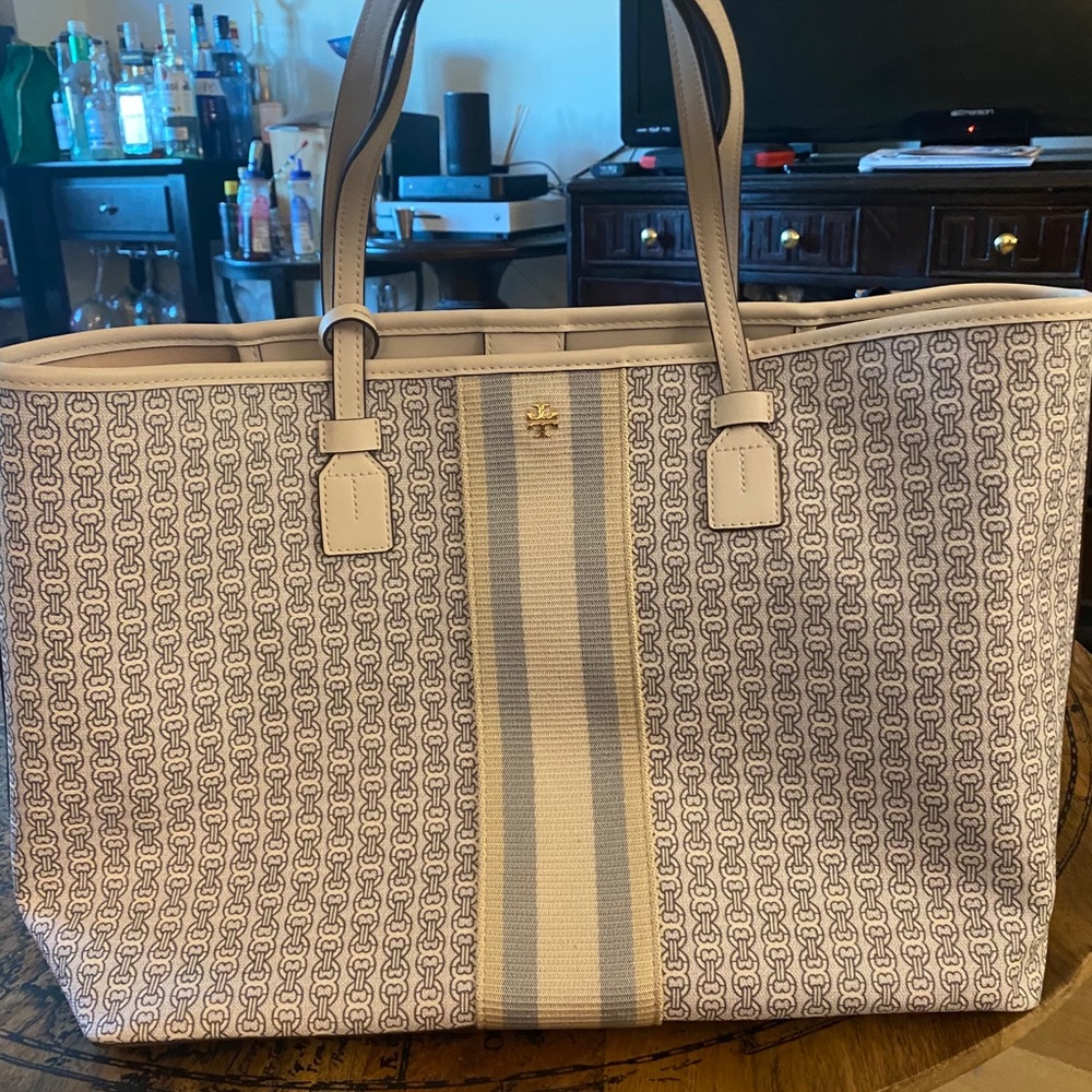 TORY BURCH TOTE